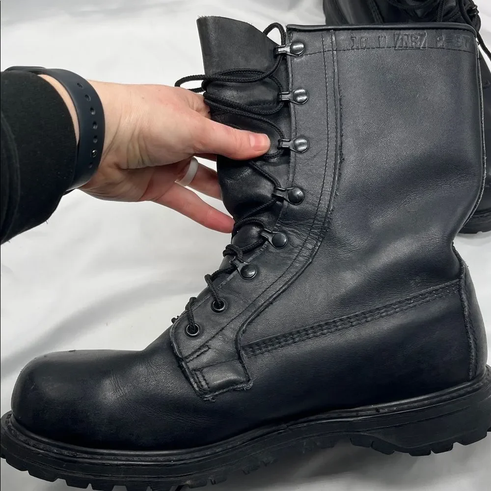 Source Unknown vintage black